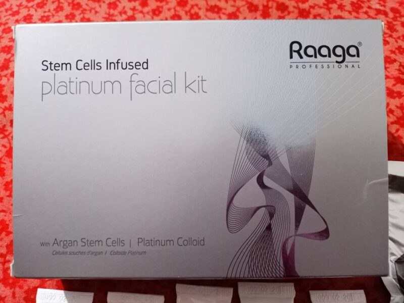 RAAGA professional stem cells infused platinum facial kit